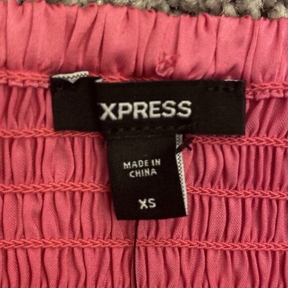 Express Women's Satin V-Bar Puff Sleeve Ruched Pleated Top Pink Size XS NWT $58 - Picture 14 of 16